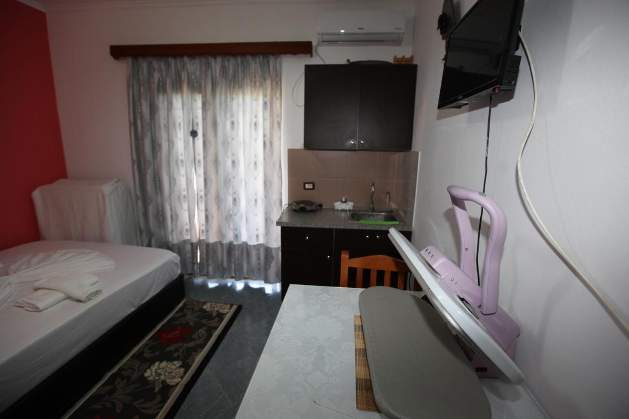 Vila Paza Саранде Екстериор снимка