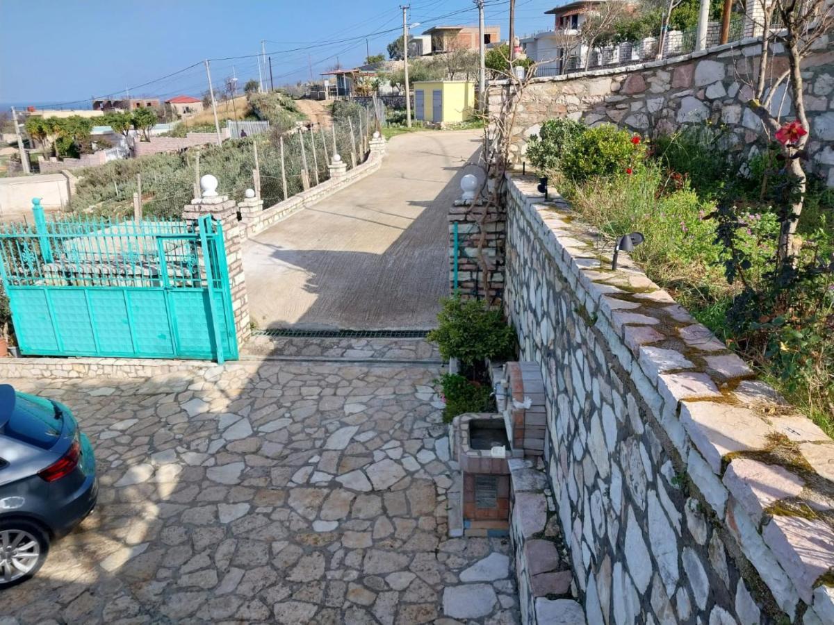 Vila Paza Саранде Екстериор снимка